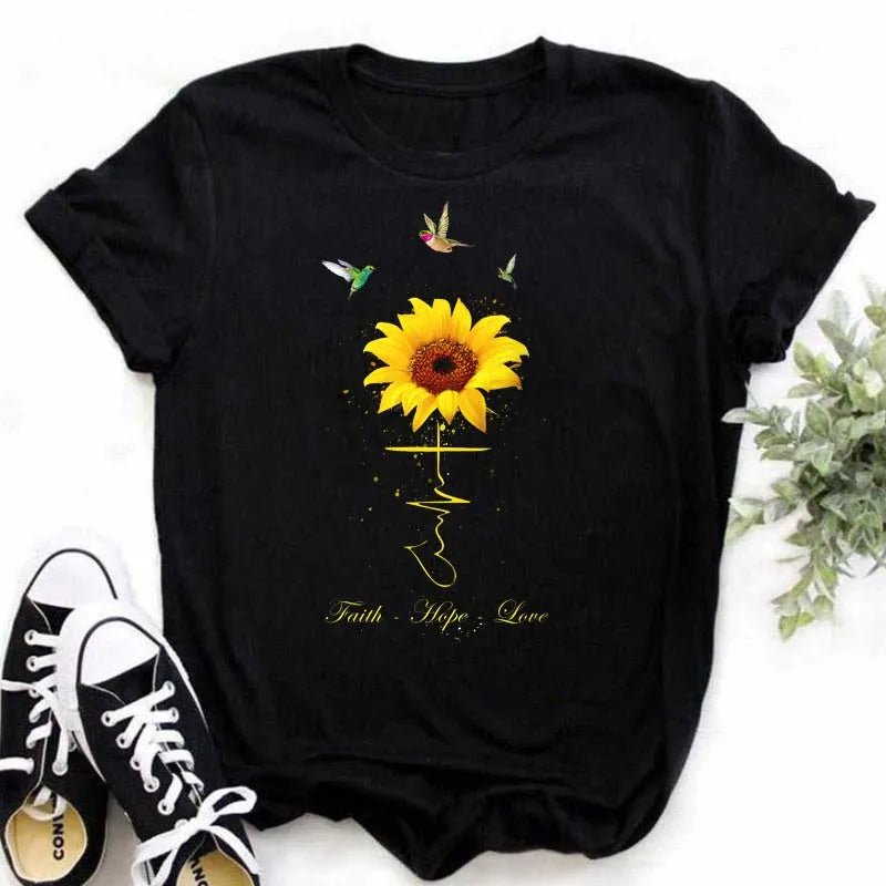 Maycaur Women's T-shirt Casual Kawaii Sunflower Butterfly Pattern Print Tshirt Comfortable Casual Women's Clothing Black Top
